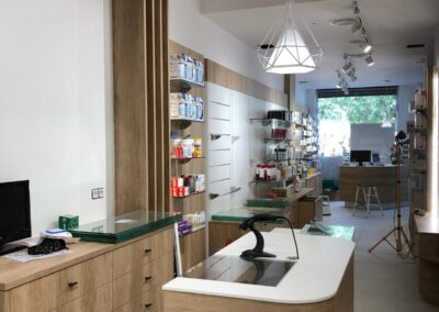 REFORMA FARMACIA Y MOBILIARIO - OHAA ESTUDIO