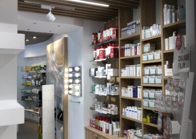 REFORMA FARMACIA Y MOBILIARIO - OHAA ESTUDIO
