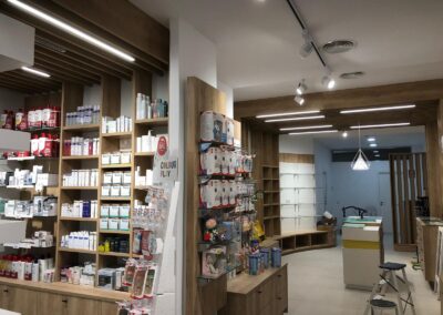 REFORMA FARMACIA Y MOBILIARIO - OHAA ESTUDIO