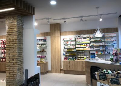 REFORMA FARMACIA Y MOBILIARIO - OHAA ESTUDIO